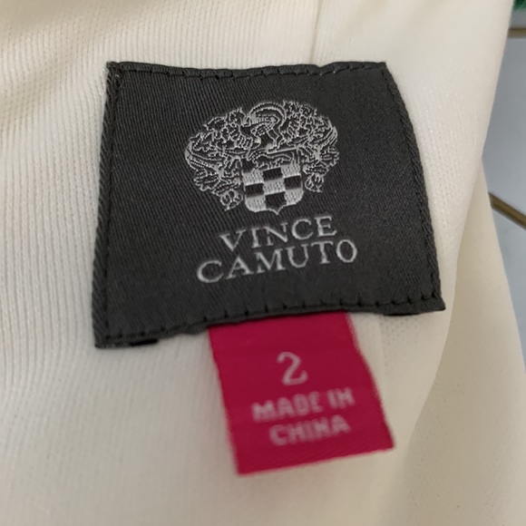 Black and white Vince Camuto party dress with black metal disc design - Picture 4 of 4